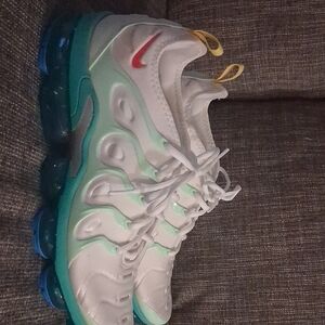 Nike Kids White and Teal Sneakers